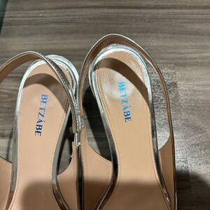 Tan Women's Shoes